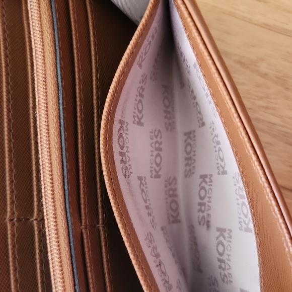 Michael Kors Brown Leather Wallet - Picture 14 of 16